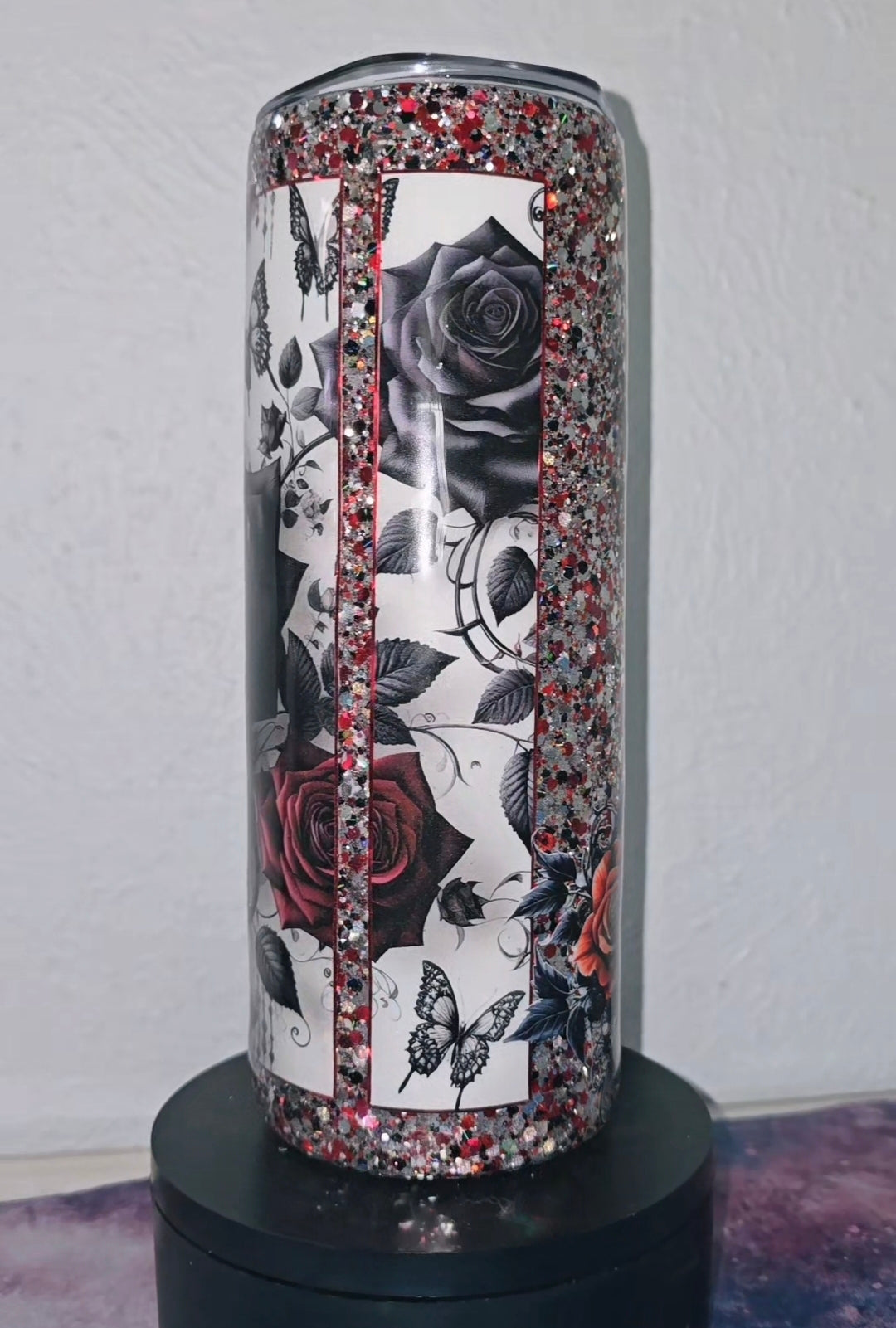20oz "I fell for dark chapters, bound by stories"
