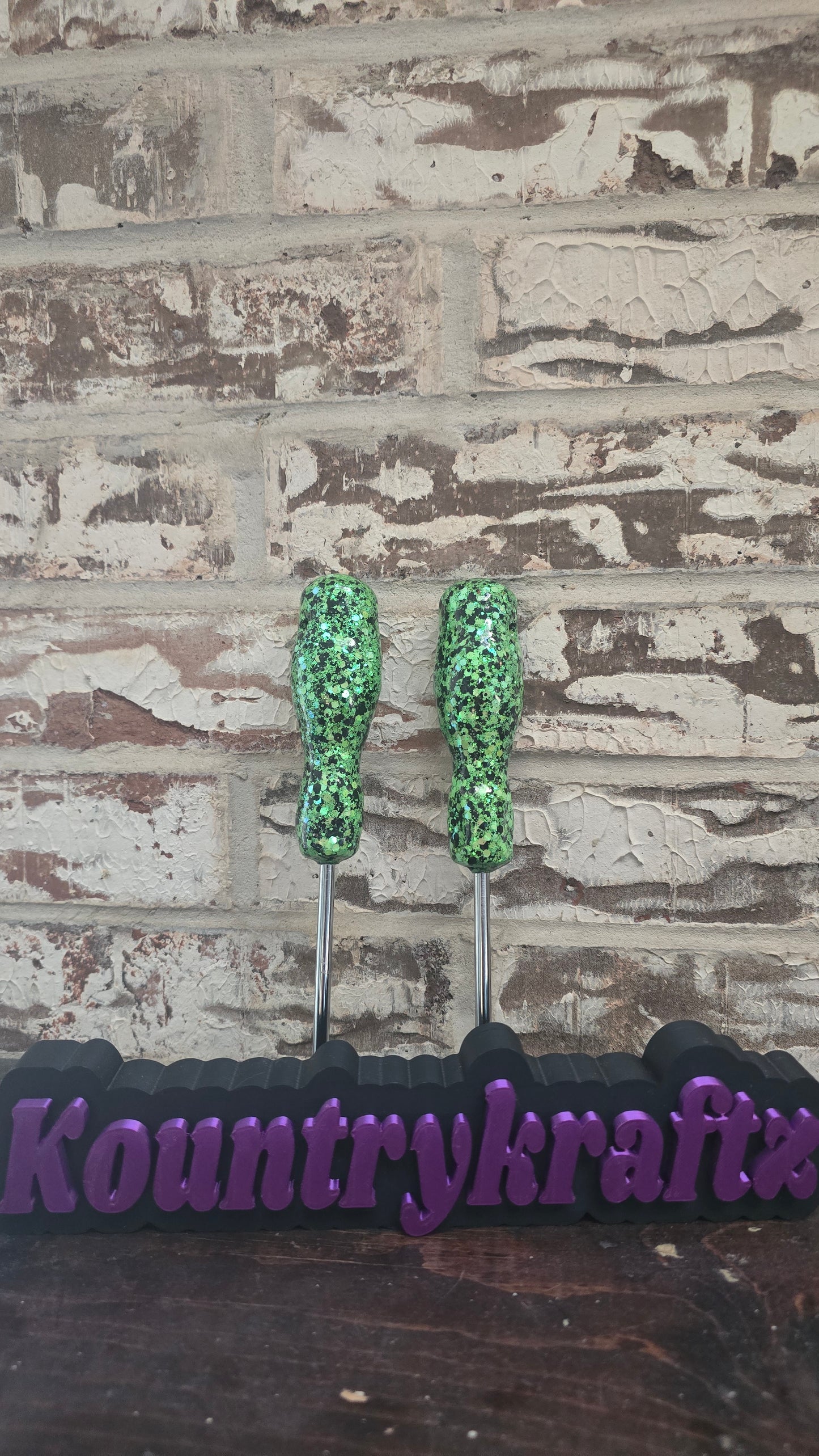 Black and green screwdriver set