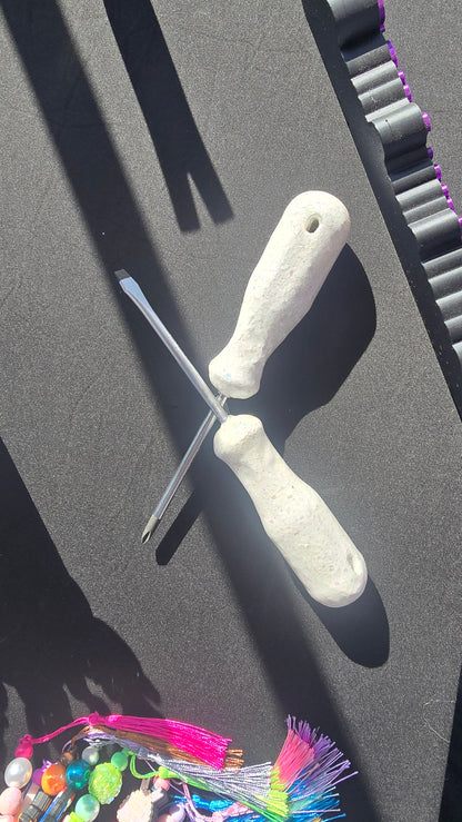 White glitter tool set