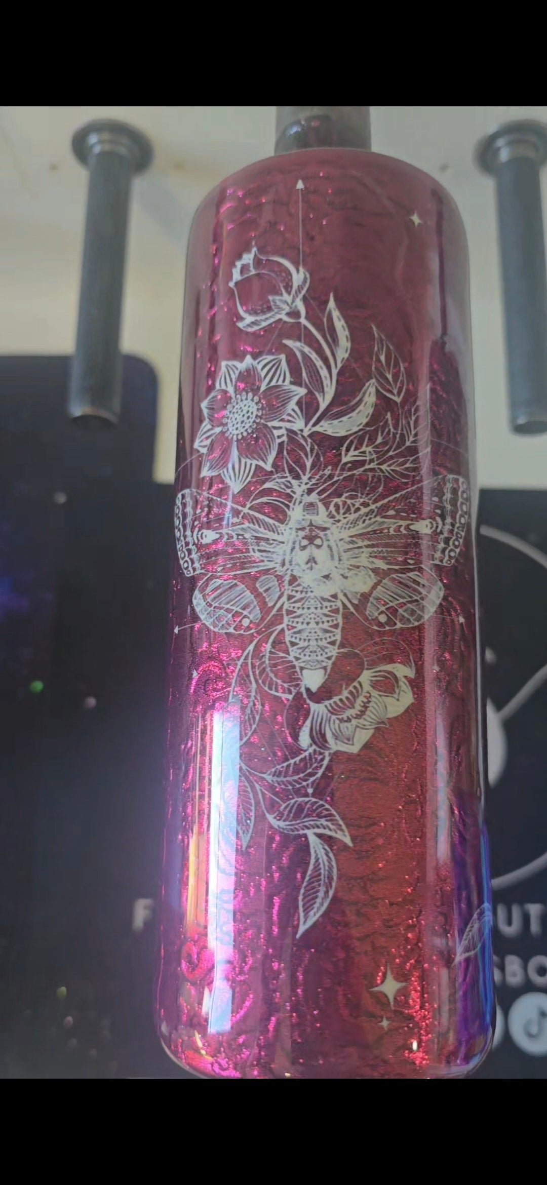 Garnet red moth 20oz epoxy tumbler