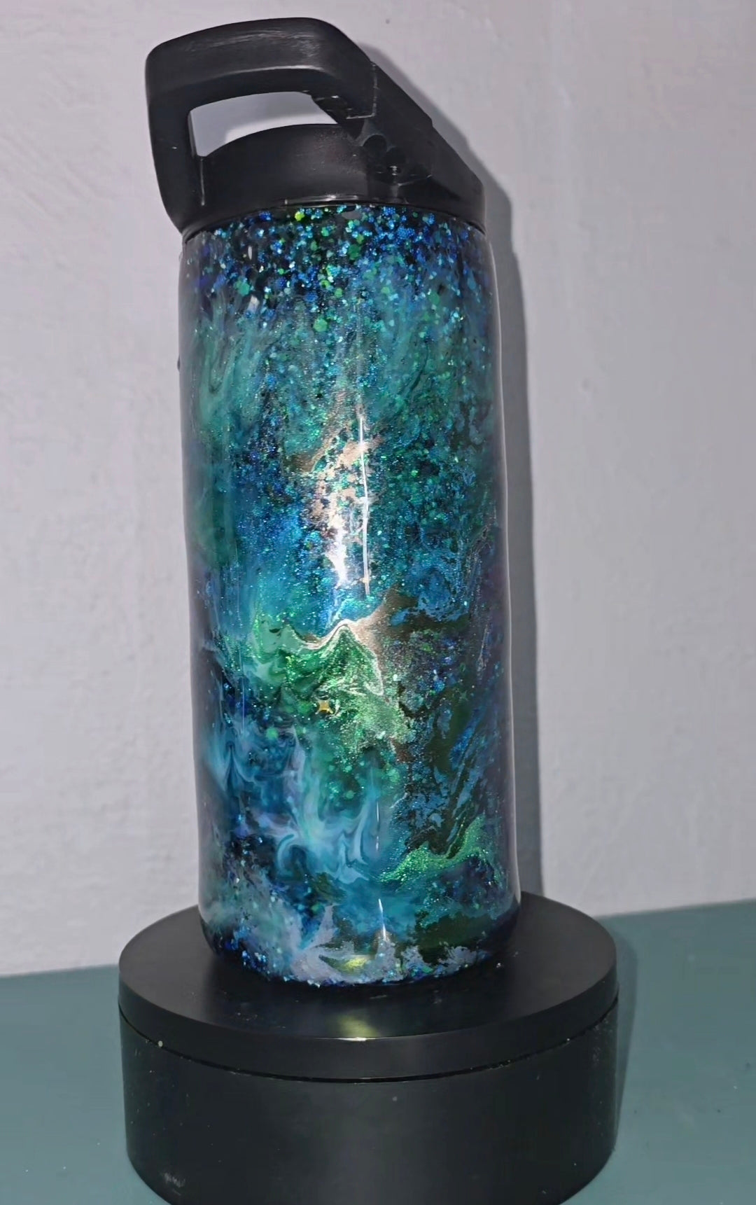 15oz blue green galaxy clip cup