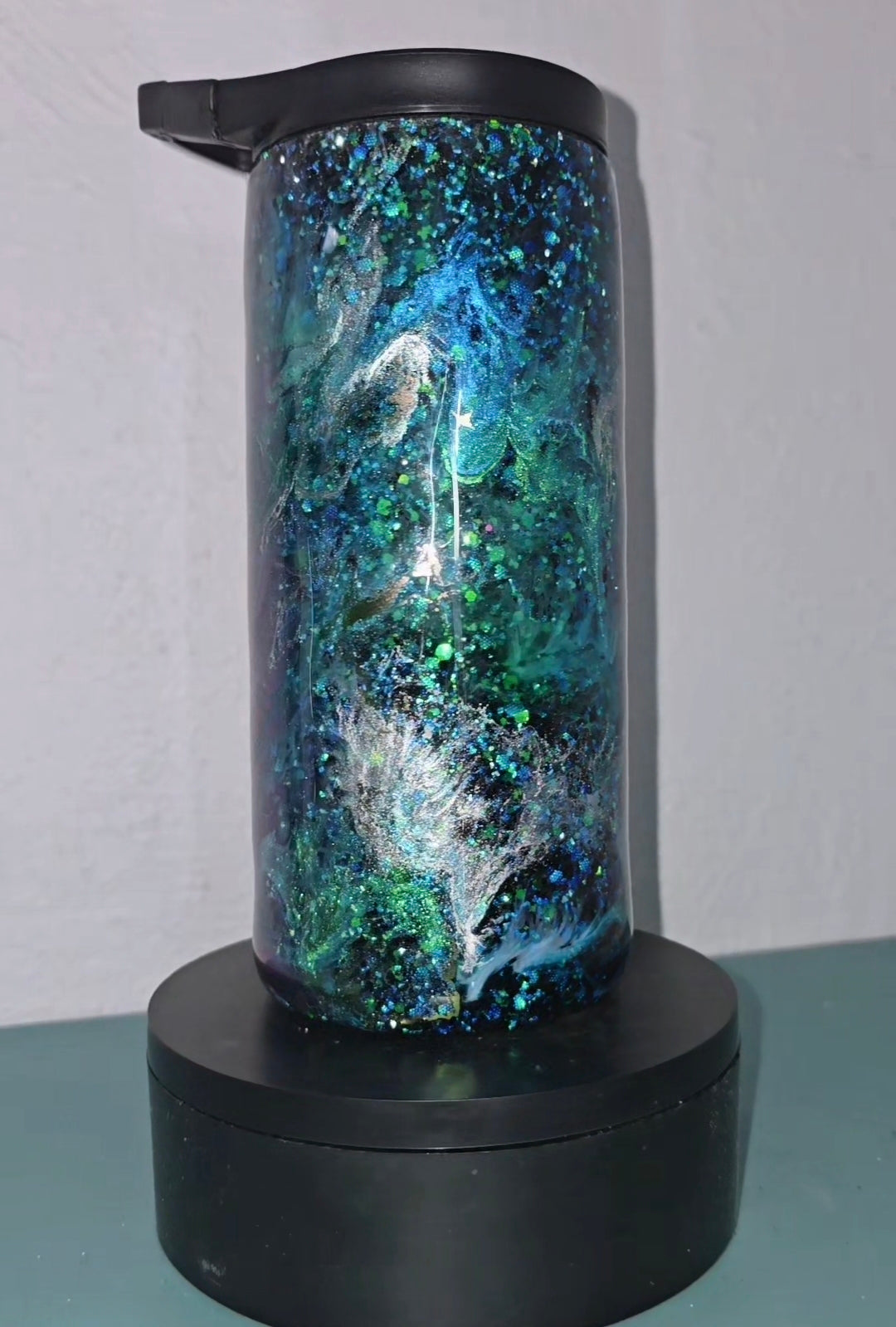 15oz blue green galaxy clip cup