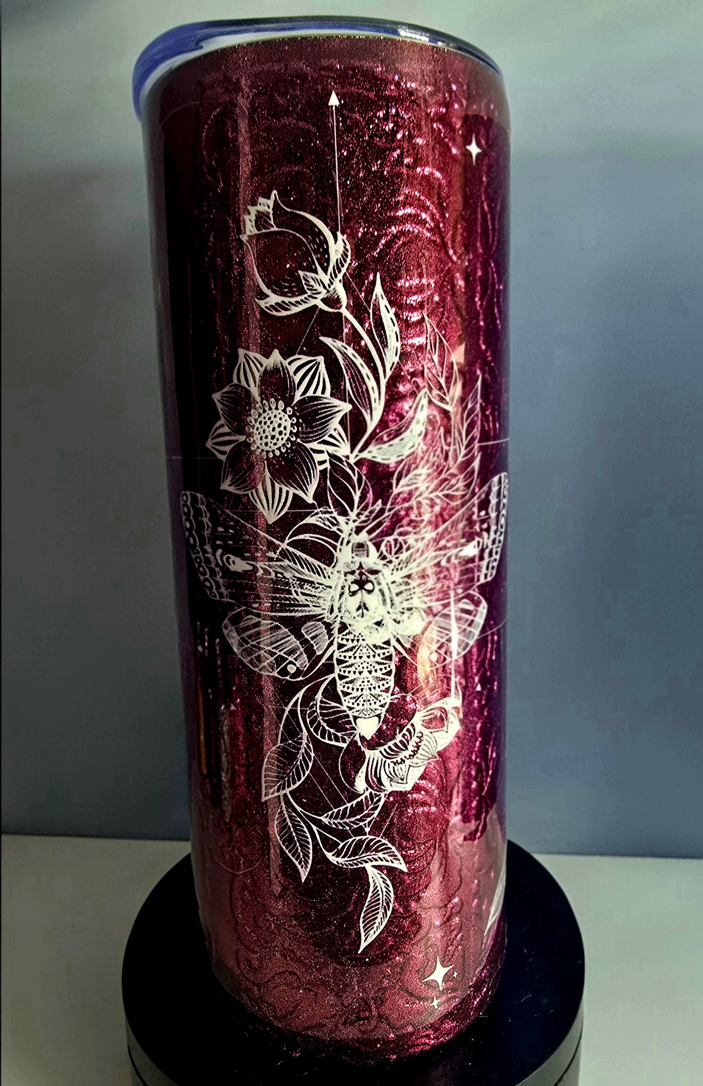 Garnet red moth 20oz epoxy tumbler